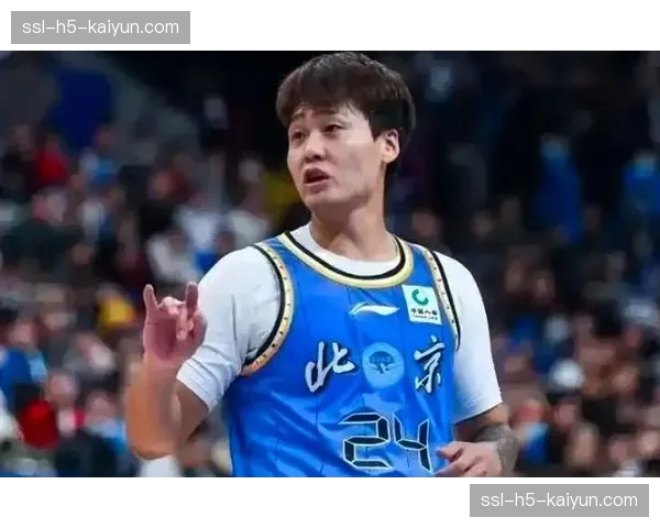 CBA官方公布处罚：山西队教练席因抱怨判罚被罚款5万元